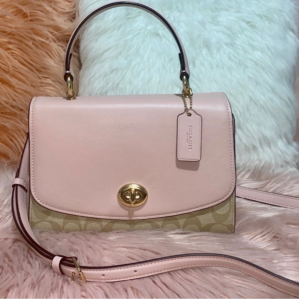 🤍 Coach Tilly Top Handle Satchel In Signature Canvas